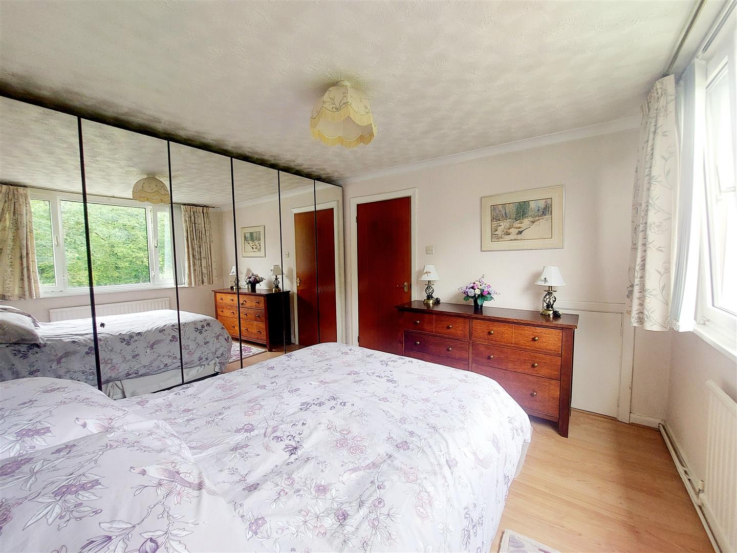 Woodfield Avenue, Pontlliw, Swansea, SA4 9EQ